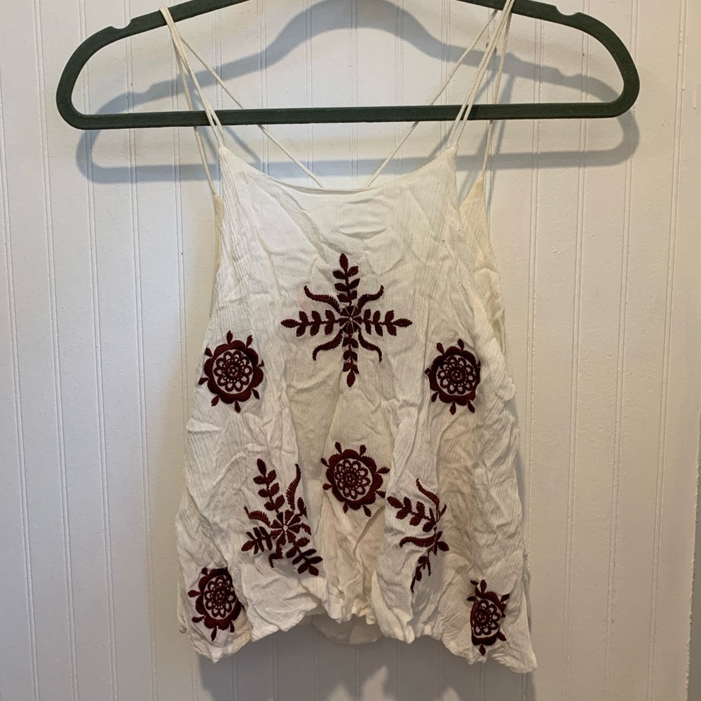 Lulu’s white and red floral tank top strappy back